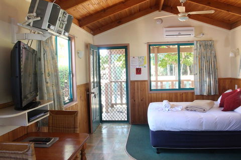 Lani\'s Holiday Island - Accommodation in Bendigo 9