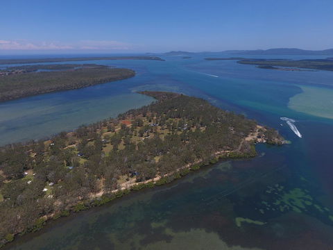 Lani\'s Holiday Island - Accommodation in Bendigo 0
