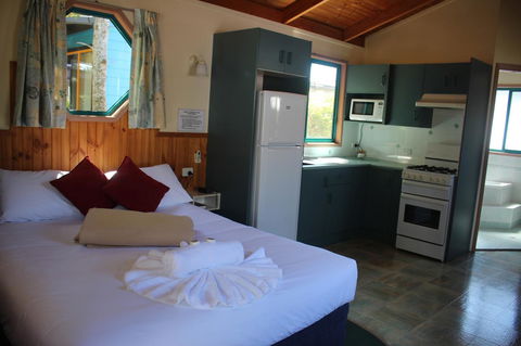 Lani\'s Holiday Island - Accommodation in Bendigo 10