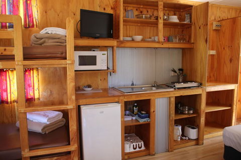 Lani\'s Holiday Island - Accommodation in Bendigo 17