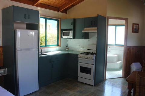 Lani\'s Holiday Island - Accommodation in Bendigo 8