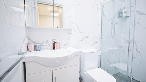 Cozy 5 Bed House In Sydney - Accommodation in Bendigo 22