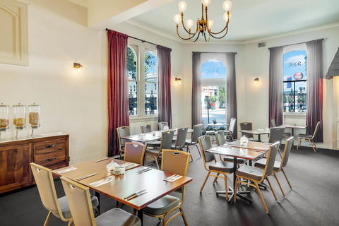 Prince Of Wales Hotel - Accommodation in Bendigo 22