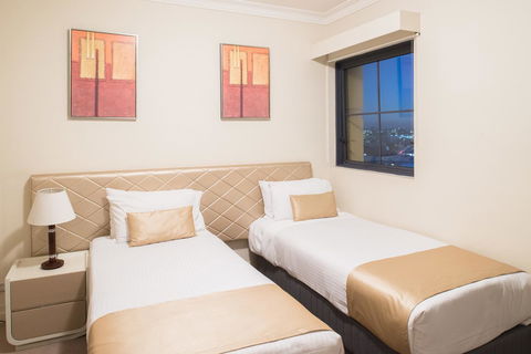 Seasons Harbour Plaza - Accommodation in Bendigo 5