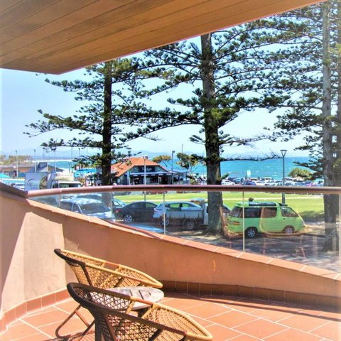 Beach Hotel Resort - Accommodation in Bendigo 18