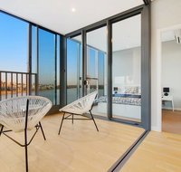 Brand New 3 Bedrooms Apt with Waterfront View - Accommodation in Bendigo
