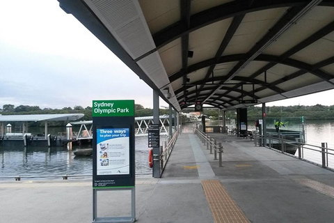 Brand New 3 Bedrooms Apt With Waterfront View - Accommodation in Bendigo 15