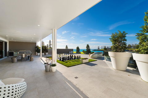Belle Vue- Penthouse At Black Beach - Accommodation in Bendigo 2