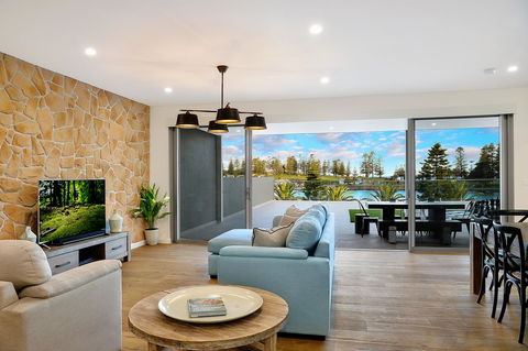 Belle Vue- Penthouse At Black Beach - Accommodation in Bendigo 1