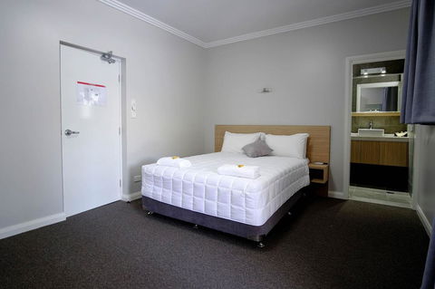 Lakes And Ocean Hotel Forster - Accommodation in Bendigo 13