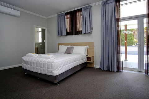 Lakes And Ocean Hotel Forster - Accommodation in Bendigo 19