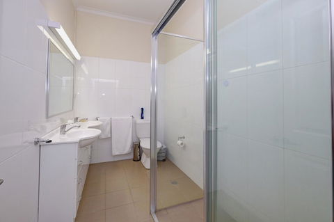 Lakes And Ocean Hotel Forster - Accommodation in Bendigo 2