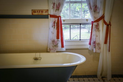 Arcadia - The Barn Cottage & Rosehill Cottage - Accommodation in Bendigo 18