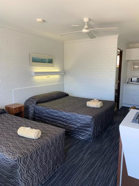 Coastal Bay Motel - Accommodation in Bendigo 33
