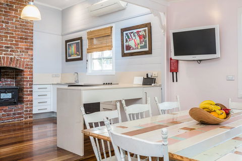 Gidget's Surf Shack - Accommodation in Bendigo 18