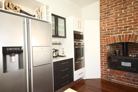 Gidget's Surf Shack - Accommodation in Bendigo 11