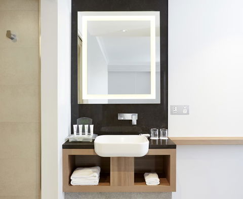 Furama Darling Harbour - Accommodation in Bendigo 10