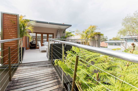 Family Surf House 5 Min Walk To Manly Beach - Accommodation in Bendigo 0