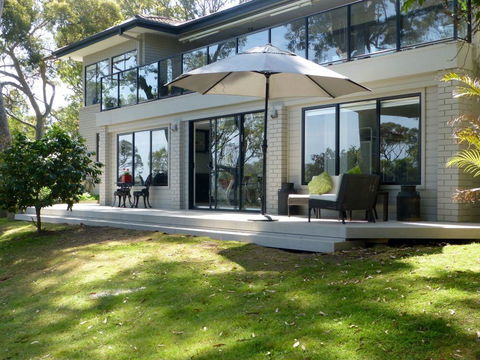 The Retreat At Palm Beach - Accommodation in Bendigo 2