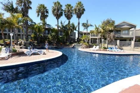 Yarrawonga Waterfront Apartments - Accommodation in Bendigo 3