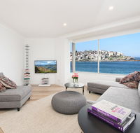 Right on Bondi - Accommodation in Bendigo