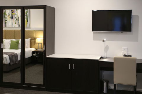 Best Western Plus Bolton On The Park - Accommodation in Bendigo 13