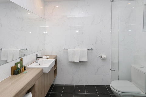 Best Western Plus Bolton On The Park - Accommodation in Bendigo 10