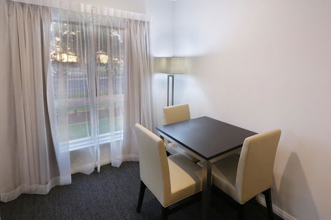 Best Western Plus Bolton On The Park - Accommodation in Bendigo 7