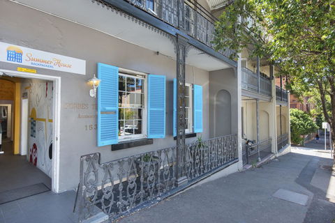 Summer House Kings Cross - Accommodation in Bendigo 6