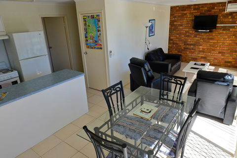 Beach House Holiday Apartments - Accommodation in Bendigo 10