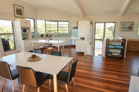 Valla's Beach House - Accommodation in Bendigo 10