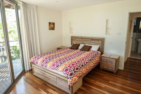 Valla's Beach House - Accommodation in Bendigo 17