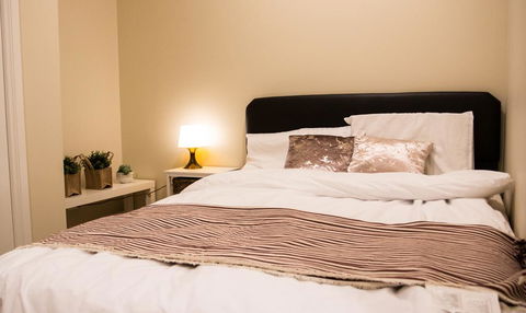 T&M HOUSE - Accommodation in Bendigo 0
