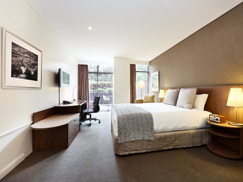 Hotel Urban St Leonards - Accommodation in Bendigo 12