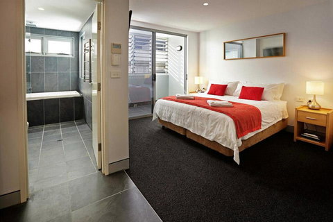 Crown On Darby Newcastle - Accommodation in Bendigo 24
