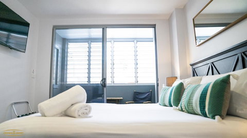 Crown On Darby Newcastle - Accommodation in Bendigo 10