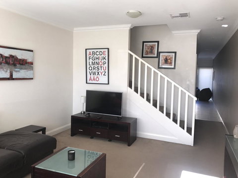Travers Street Apartment - Accommodation in Bendigo 6
