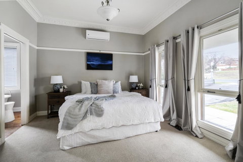 The Spa Cottage With HotTub, Netflix & Stan - Accommodation in Bendigo 13
