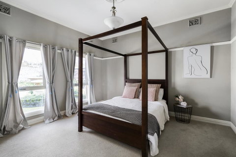 The Spa Cottage With HotTub, Netflix & Stan - Accommodation in Bendigo 7