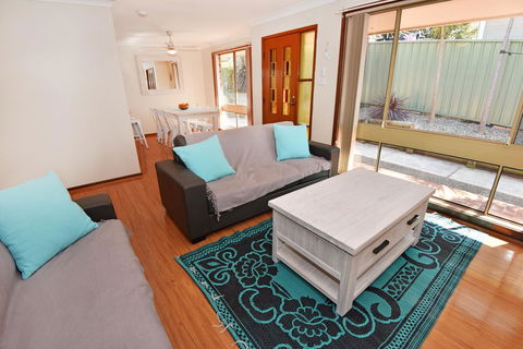 Hopetoun Villa - Accommodation in Bendigo 0