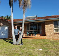 Twin Palms Holiday House at Lighthouse - Accommodation in Bendigo