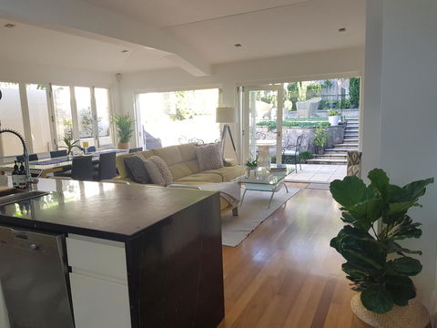 Private Room - Luxury Mosman Home - Accommodation in Bendigo 11