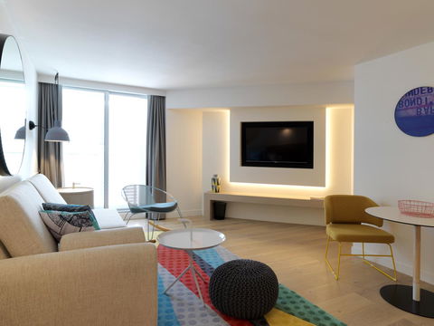 QT Bondi - Accommodation in Bendigo 12