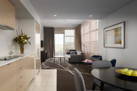 Rydges Campbelltown - Accommodation in Bendigo 13