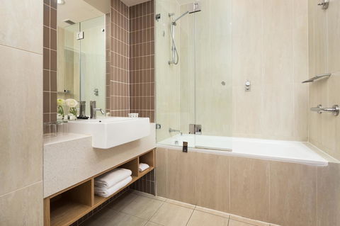 Rydges Campbelltown - Accommodation in Bendigo 24