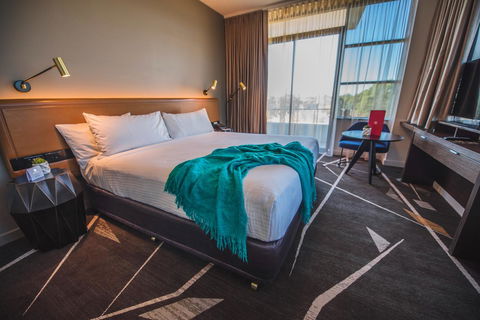 Rydges Campbelltown - Accommodation in Bendigo 9