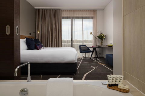 Rydges Campbelltown - Accommodation in Bendigo 14