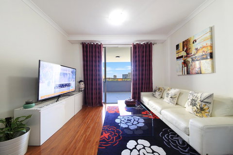 Sydney Apartment Close To Airport & CBD - Accommodation in Bendigo 3