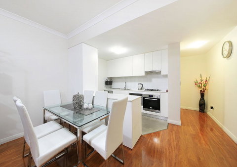 Sydney Apartment Close To Airport & CBD - Accommodation in Bendigo 15