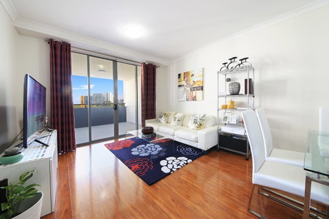 Sydney Apartment Close To Airport & CBD - Accommodation in Bendigo 4